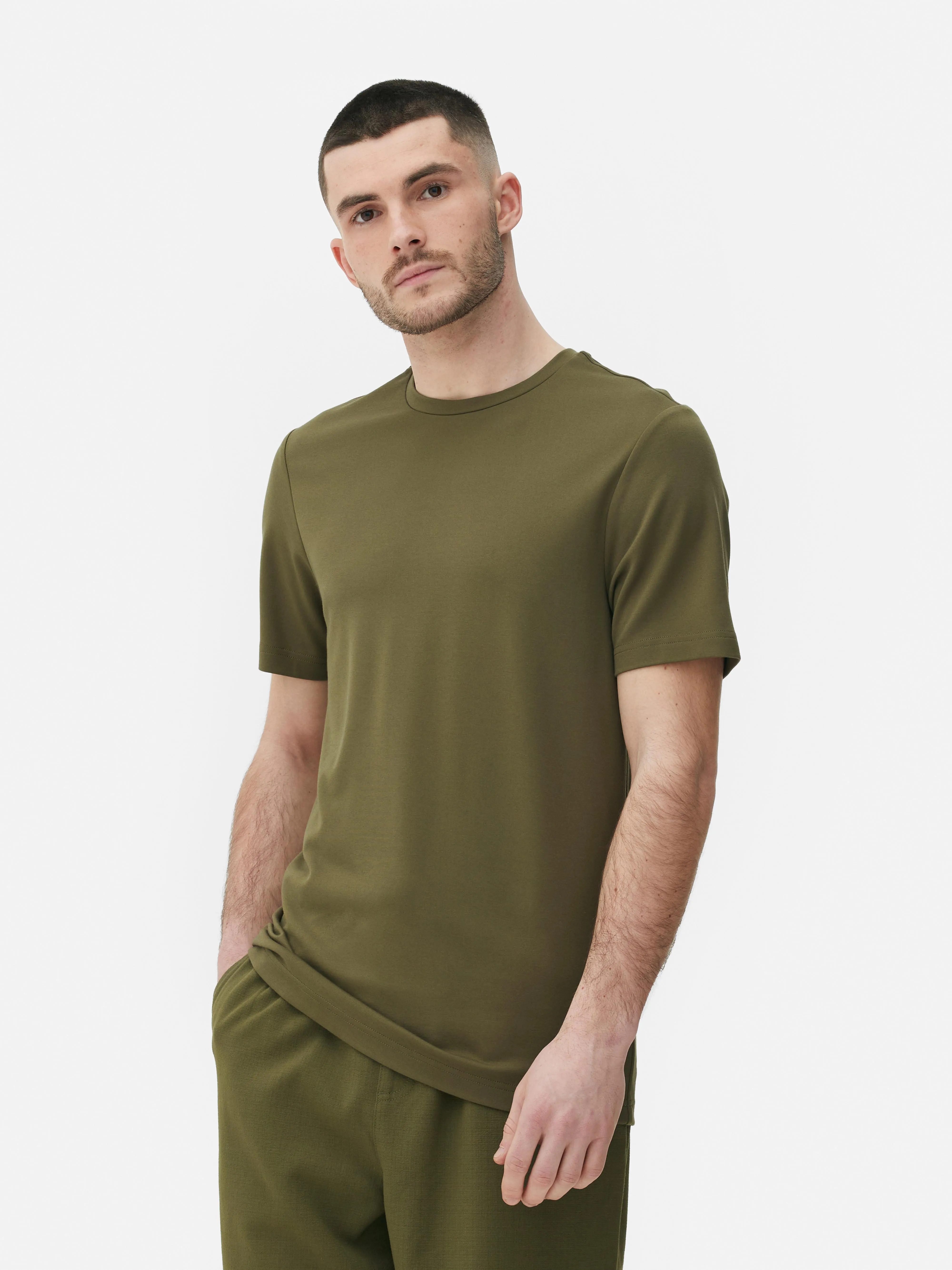 Camiseta con cuello redondo de Kem