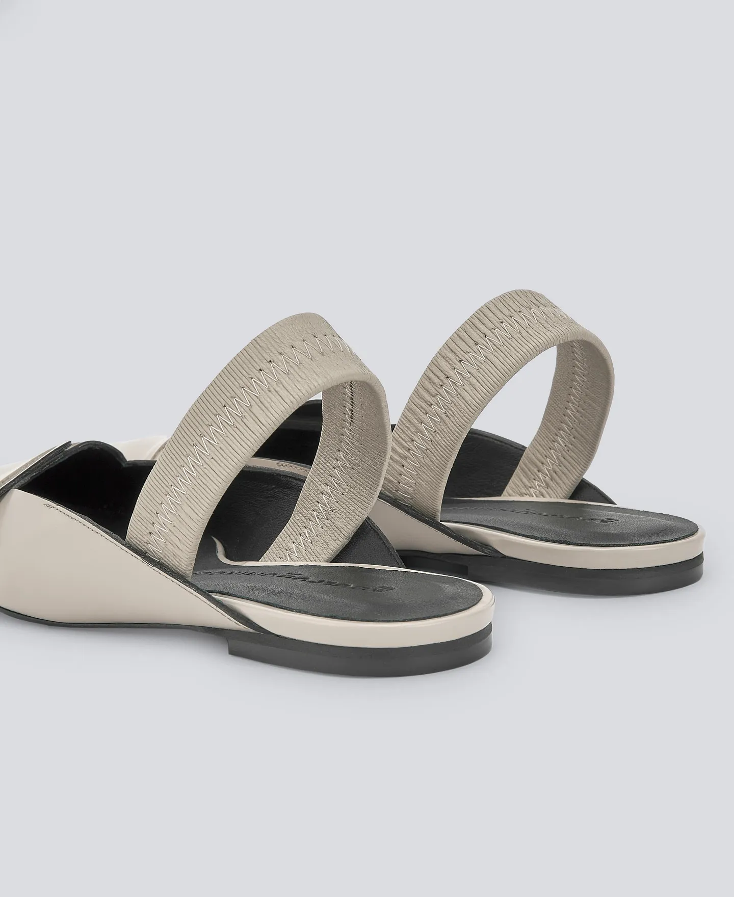 Flat responsibly leather gray shoe woman