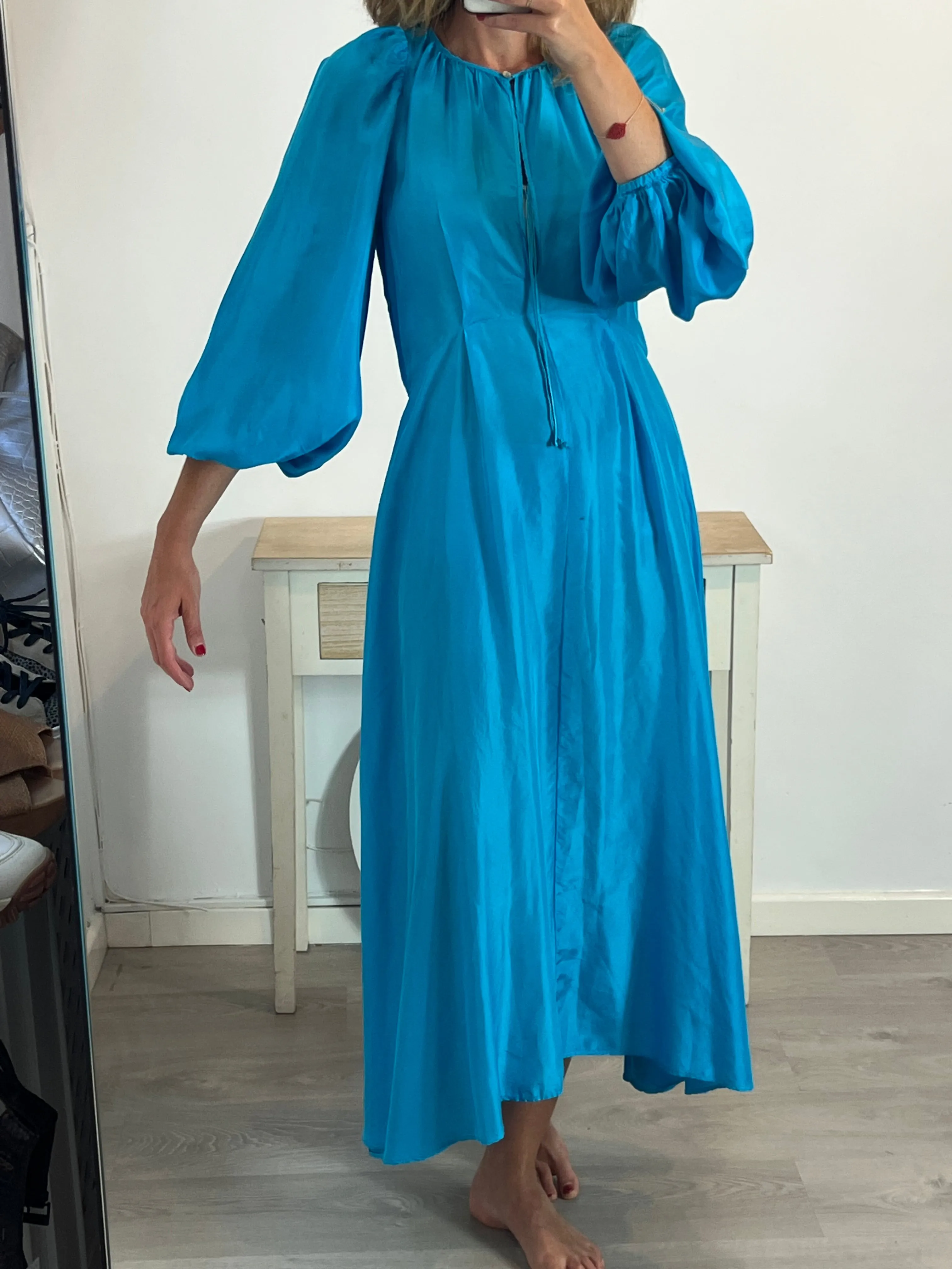 FORTE FORTE. Vestido largo seda turquesa. T 0(XS/S)