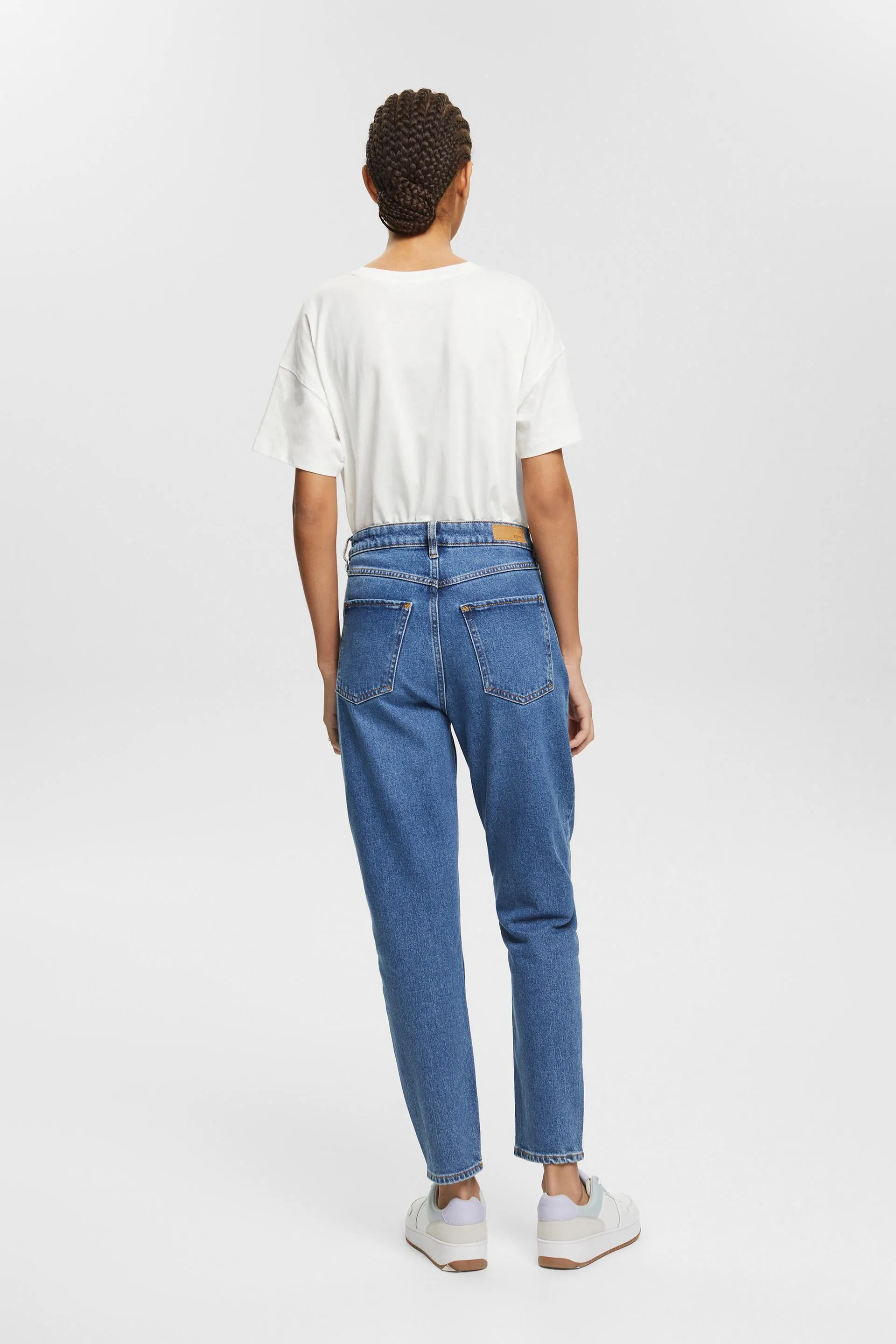 JEANS HIGHRISE STRAIGHT FIT