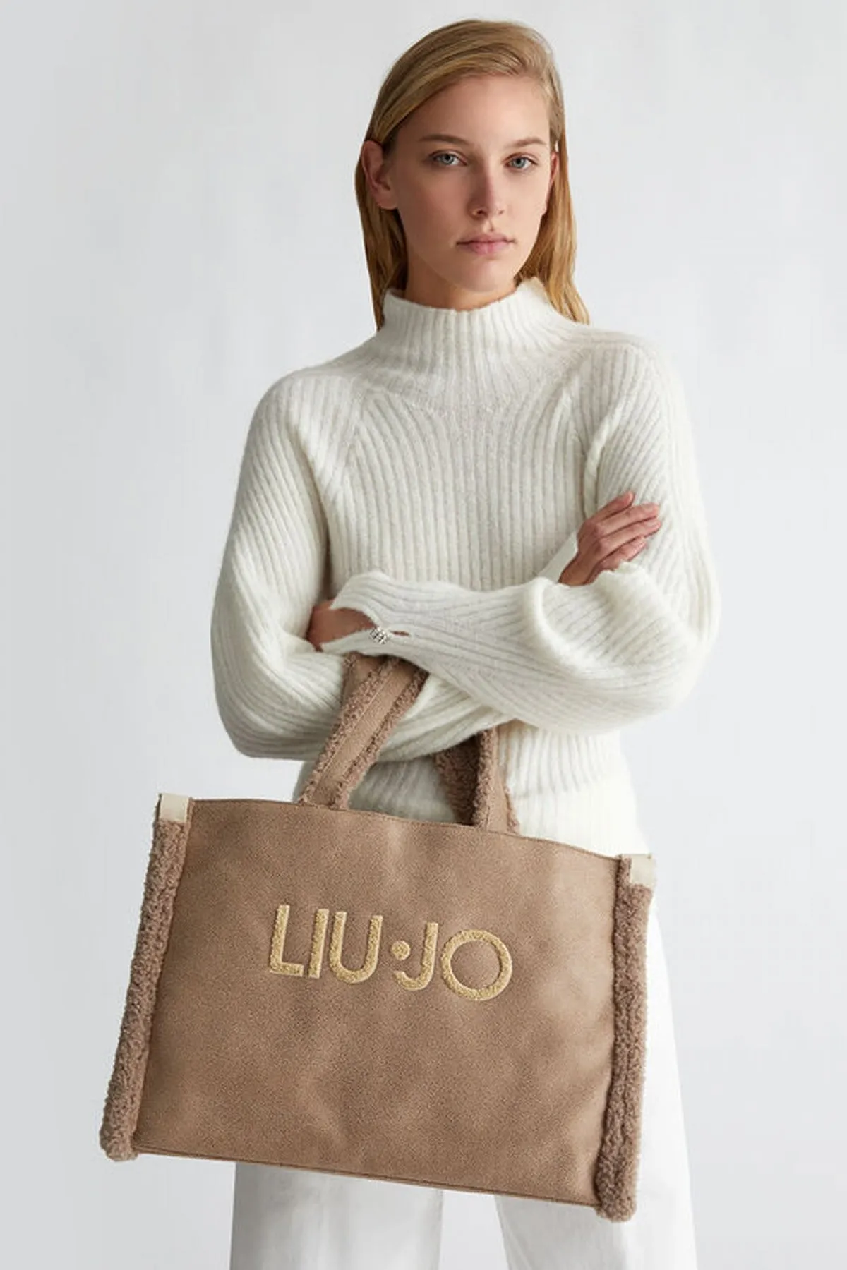 LIUJO 2F4067 E0021