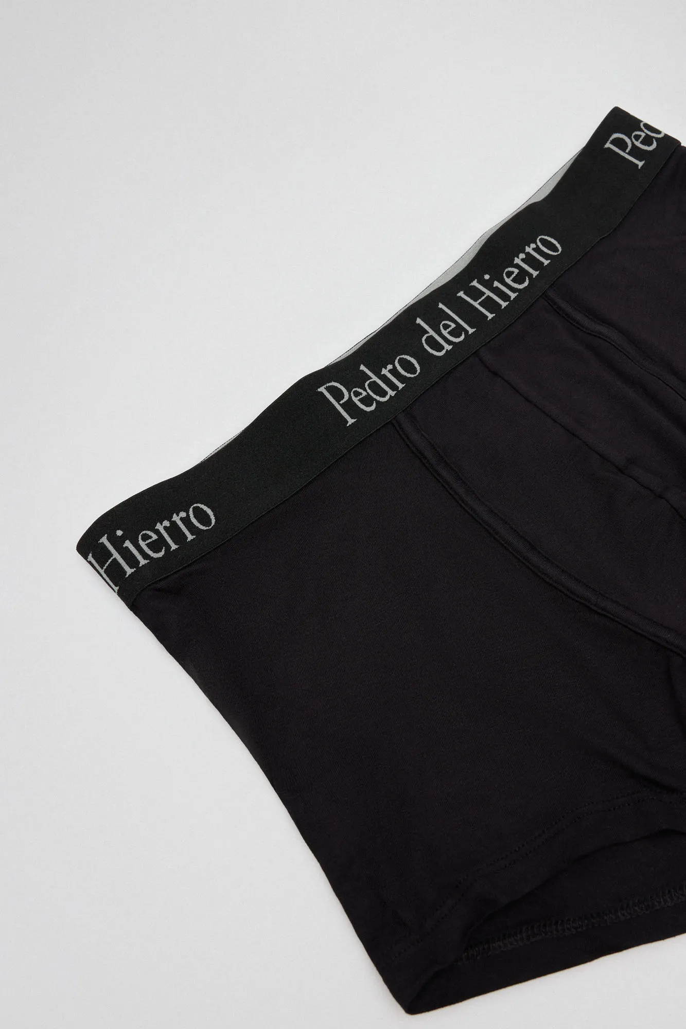 Pedro del Hierro Boxer punto liso