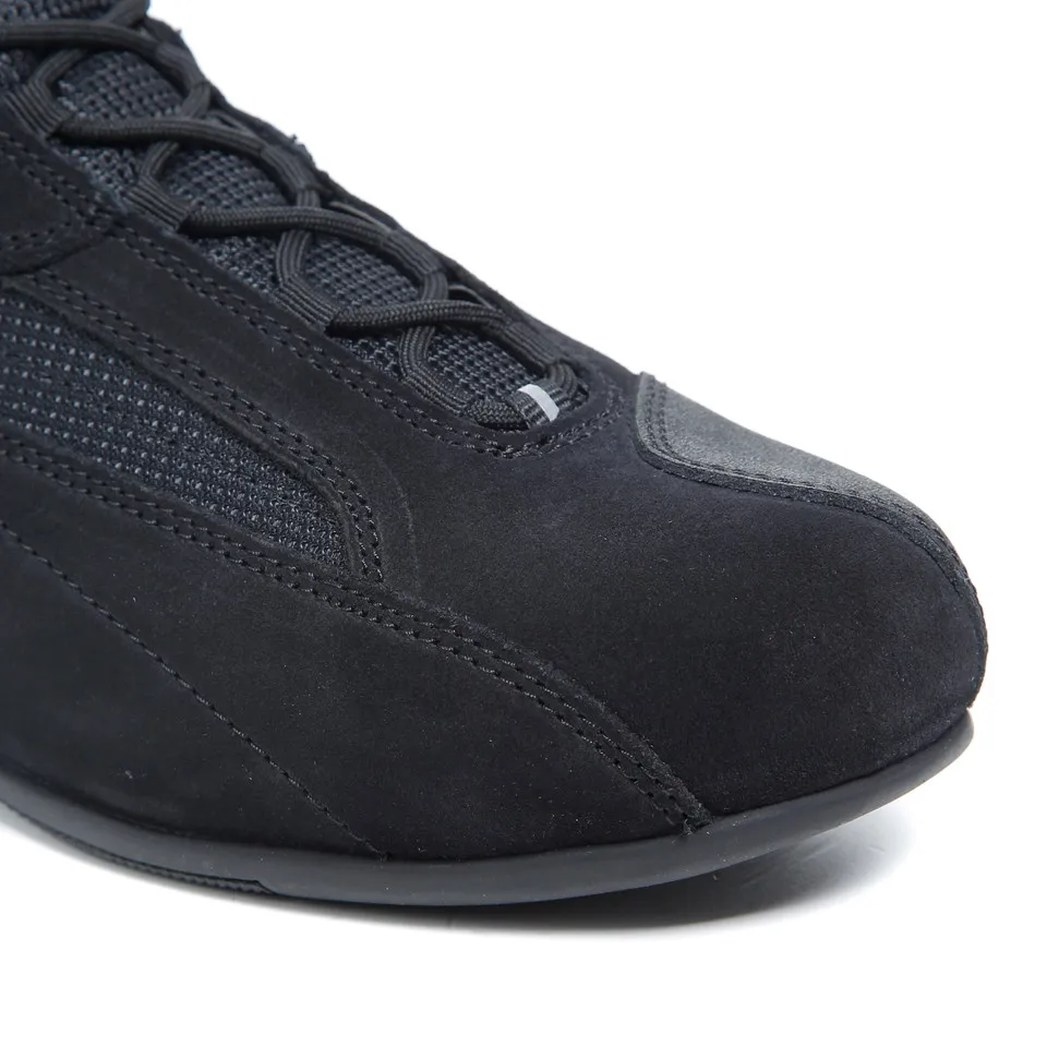 PULSE  BLACK