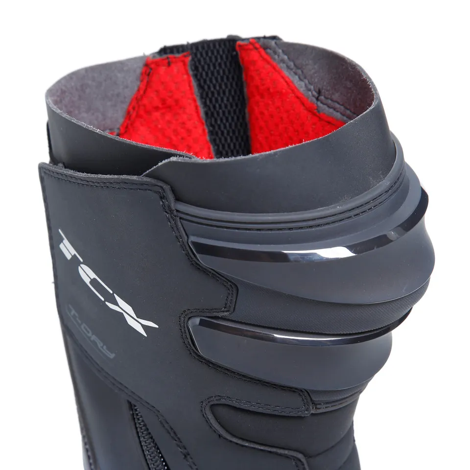 STR1 WP  BLACK