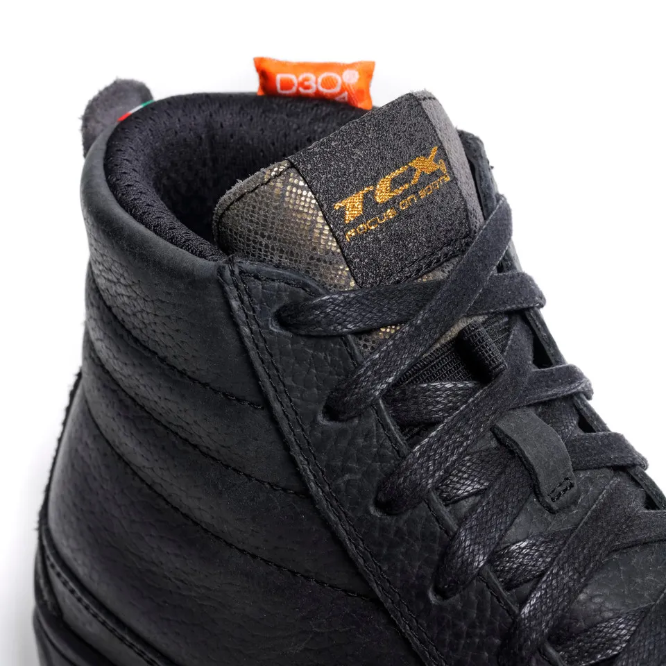 STREET 3 LADY WP  BLACK/BLACK/GOLD