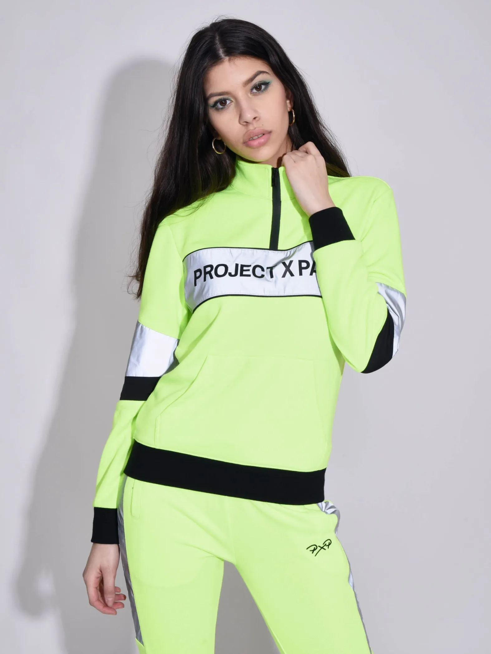 Sudadera de cuello alto con banda del logotipo