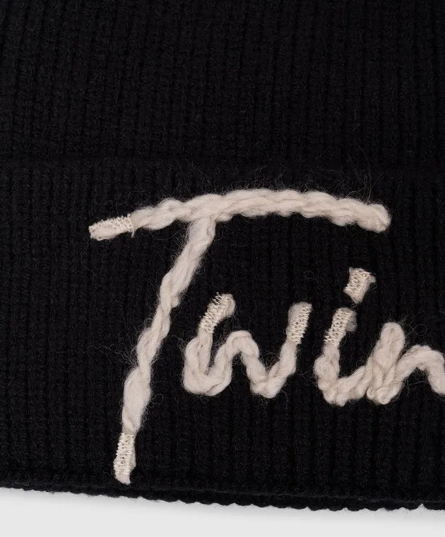 Twinset Black cap with logo embroidery
