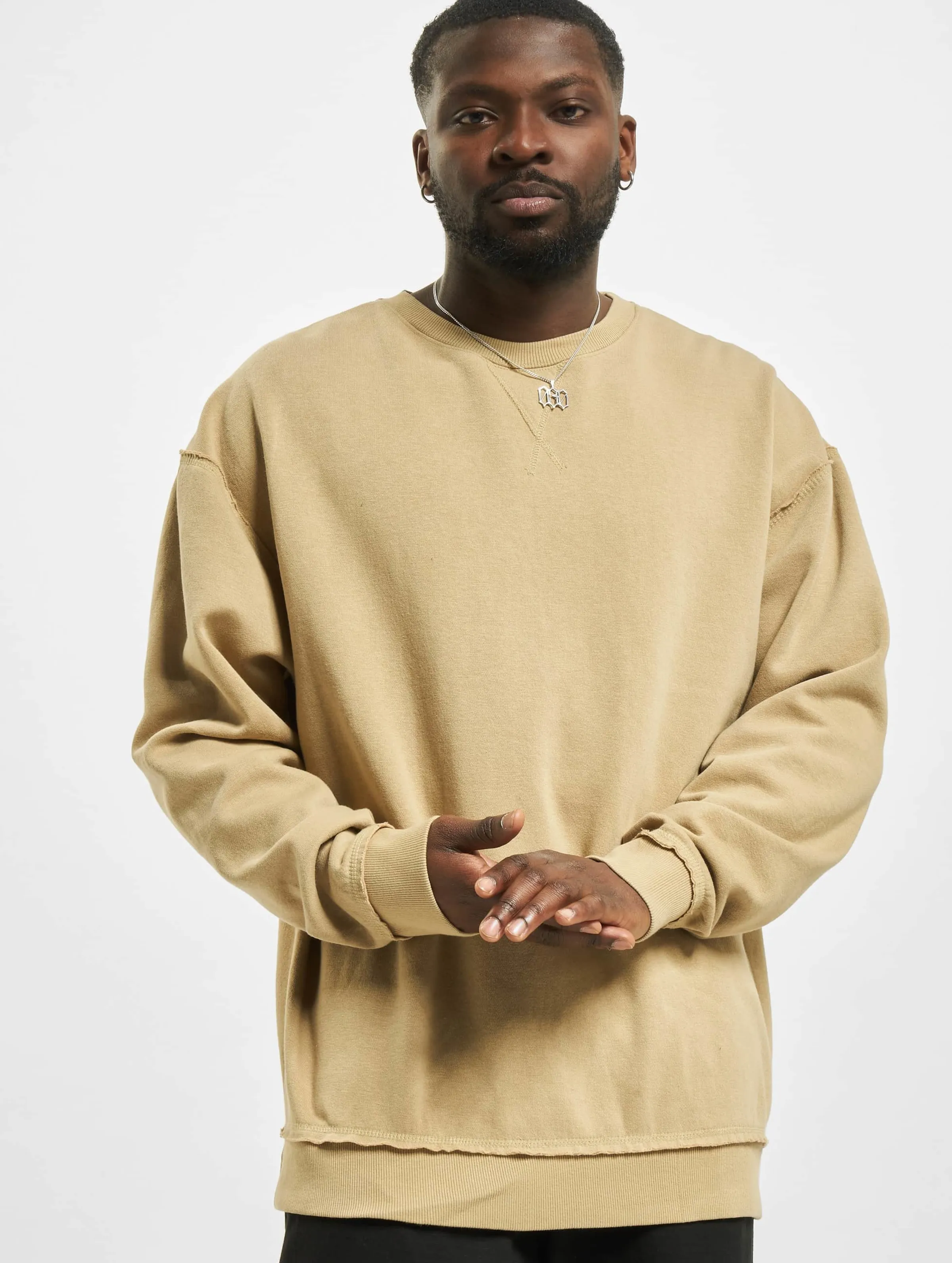 Urban Classics Oversized Open Edge