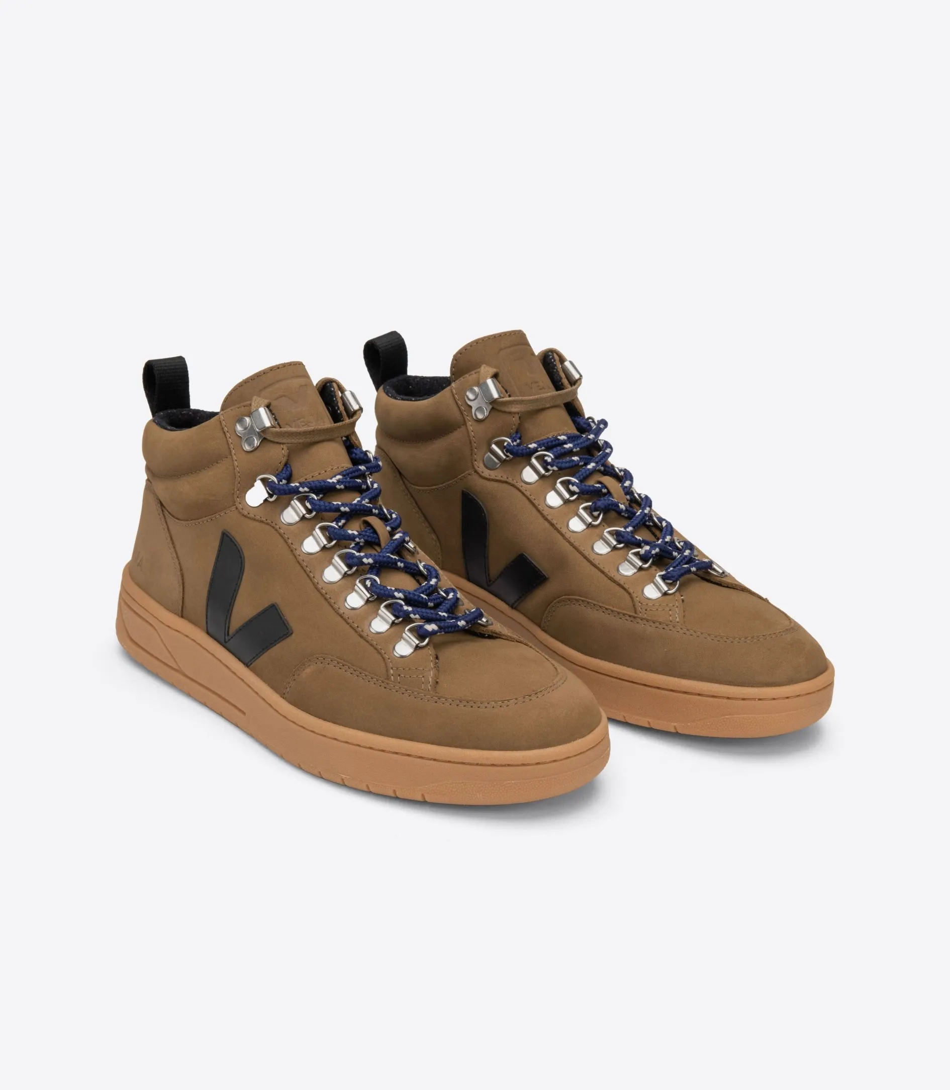 VEJA RORAIMA NUBUCK TENT BLACK