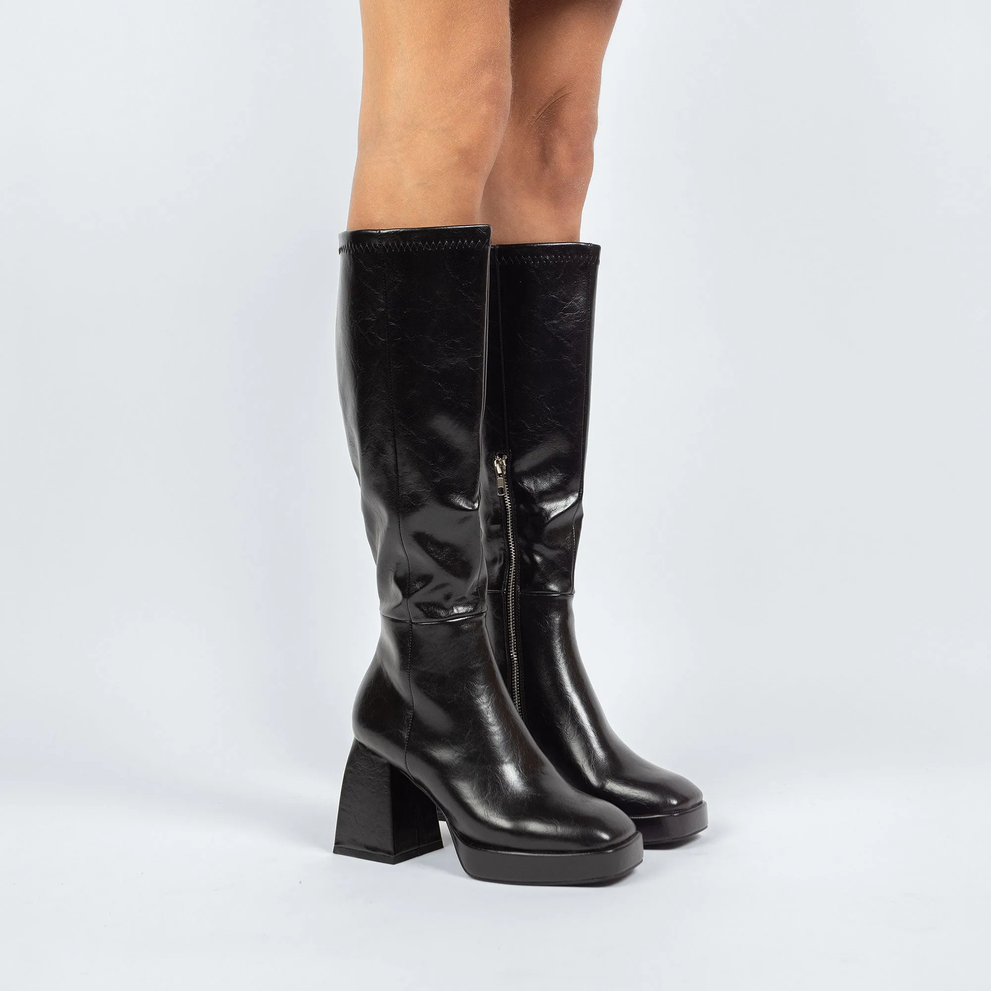 YASU HIGH BLACK